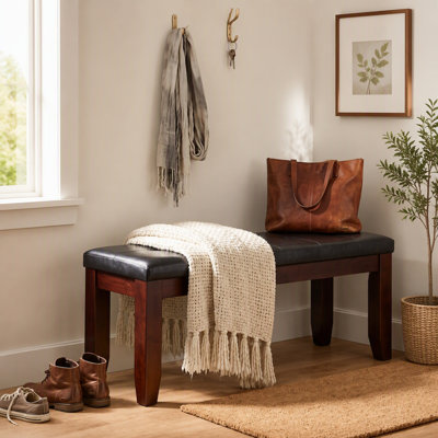 Banc en bois de style transitionnel avec coussin capitonné et traverses latérales