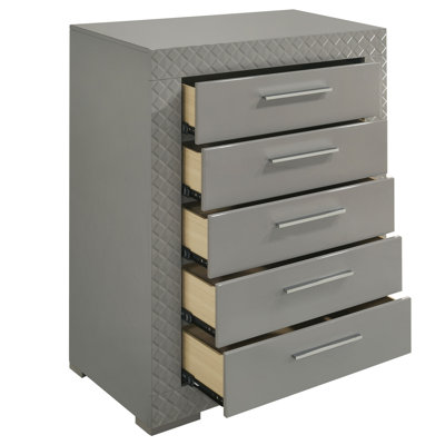 Rodrigues 5-Drawer Bedroom Chest Of Drawers by Latitude Run