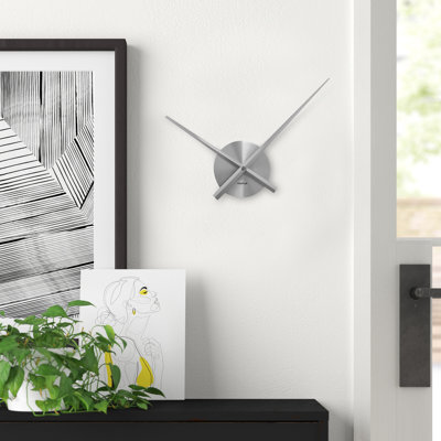 Barrientez Classic Wall Clock