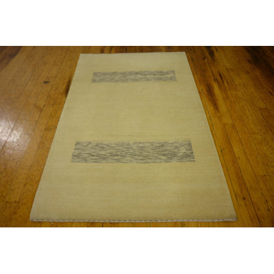 Tapis en laine crème/grise 3 pi 11 po x 6 pi 2 po one-of-kind à la main noué la Didcot