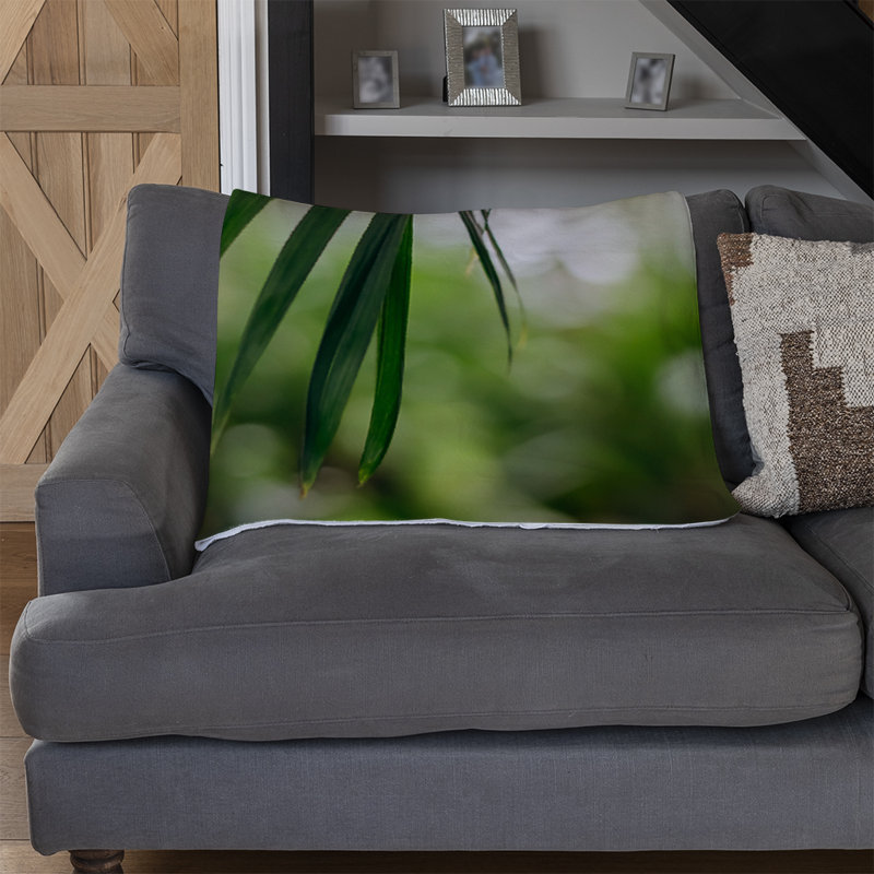 Domique Blanket