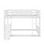 Lit superposé simple au-dessus d'un lit simple avec rampe d'escalade-363415164