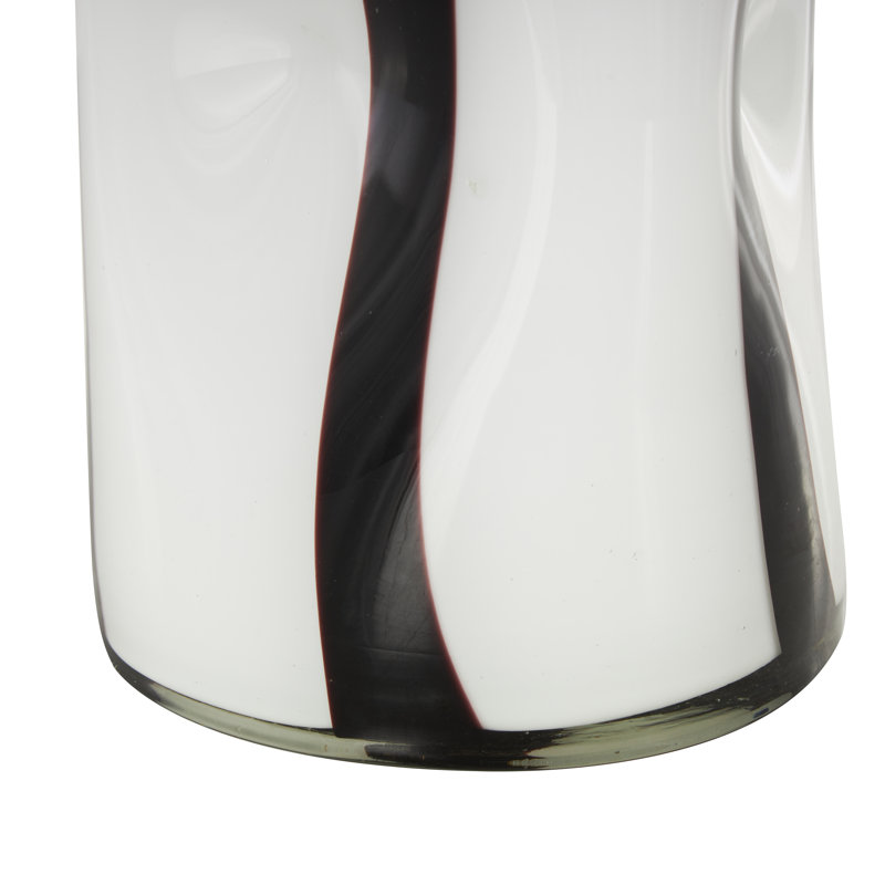 Vase décoratif en verre concave à rayures noires Inessa Cole