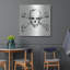 «Skull And Crossbones 1» par Anne Tavoletti, art mural en métal-234355125