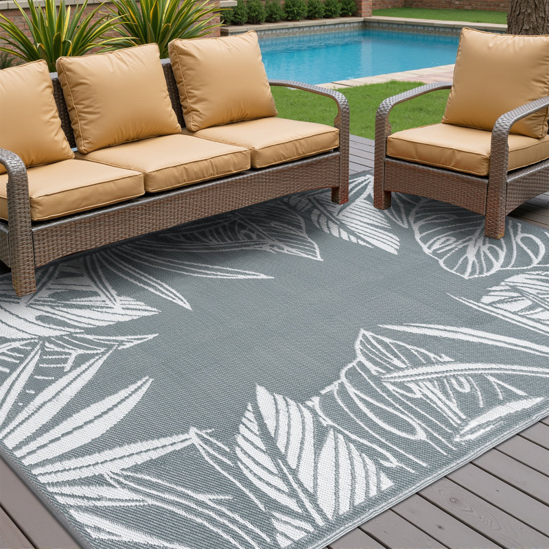 Ellie Outdoor Braided Floral Area Rug, Rectangle 5' x 8'
