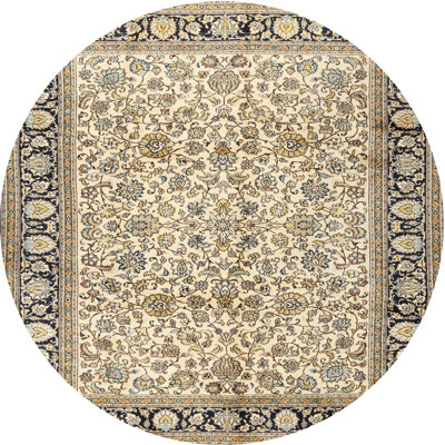 Chestang Oriental Indoor Rug