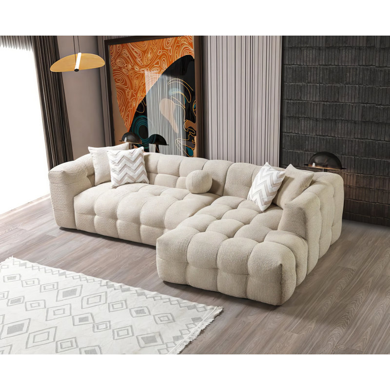 Milaan Boucle Sectional