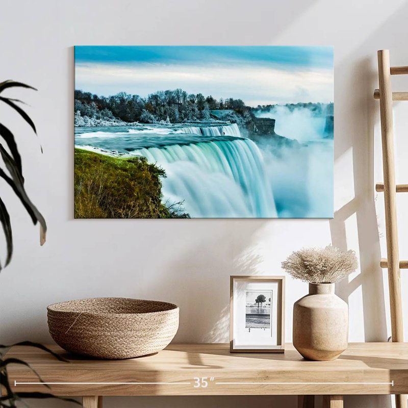 Alvord gèle les chutes du Niagara
