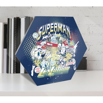Superman (85Th - Superman Vs Lex) Knexagon Wood Print