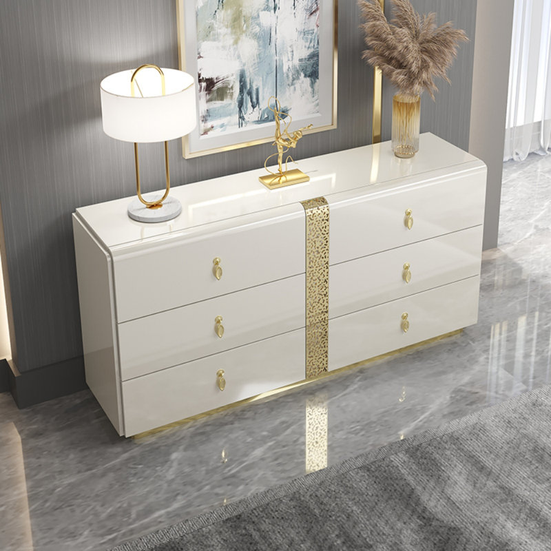 Buffet crème, H 35,43 po x l 62,99 po x P 15,75 po
