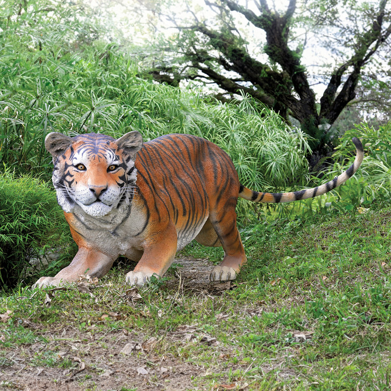 The Grand-Scale Wildlife Animal Bengal Tiger Statue