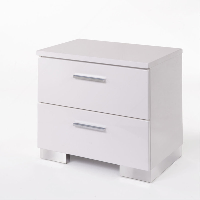 Table de chevet moderne et élégante avec tiroirs lisses et fabrication durable