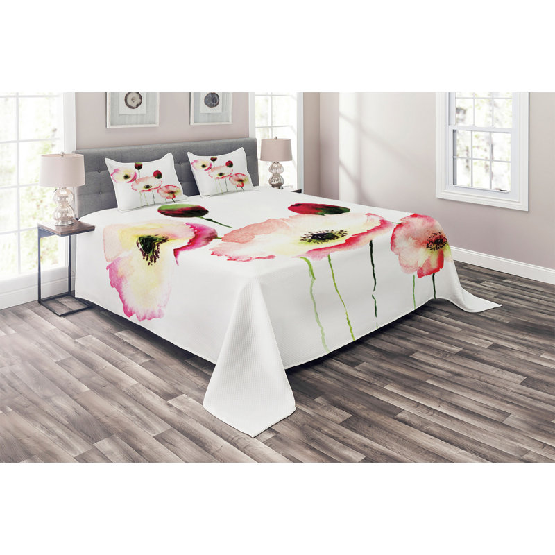 Poppy Farmhouse / Country Coverlet