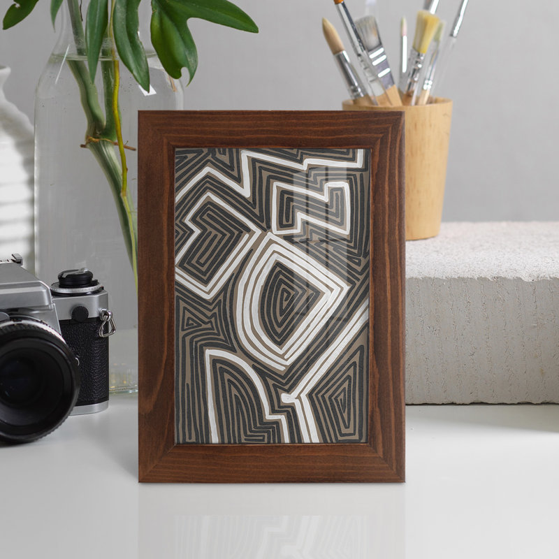 Fynnegan Abstract Maze III, encadré sur papier, H 9 po x l 7 po x P 1 po, Châtaigne