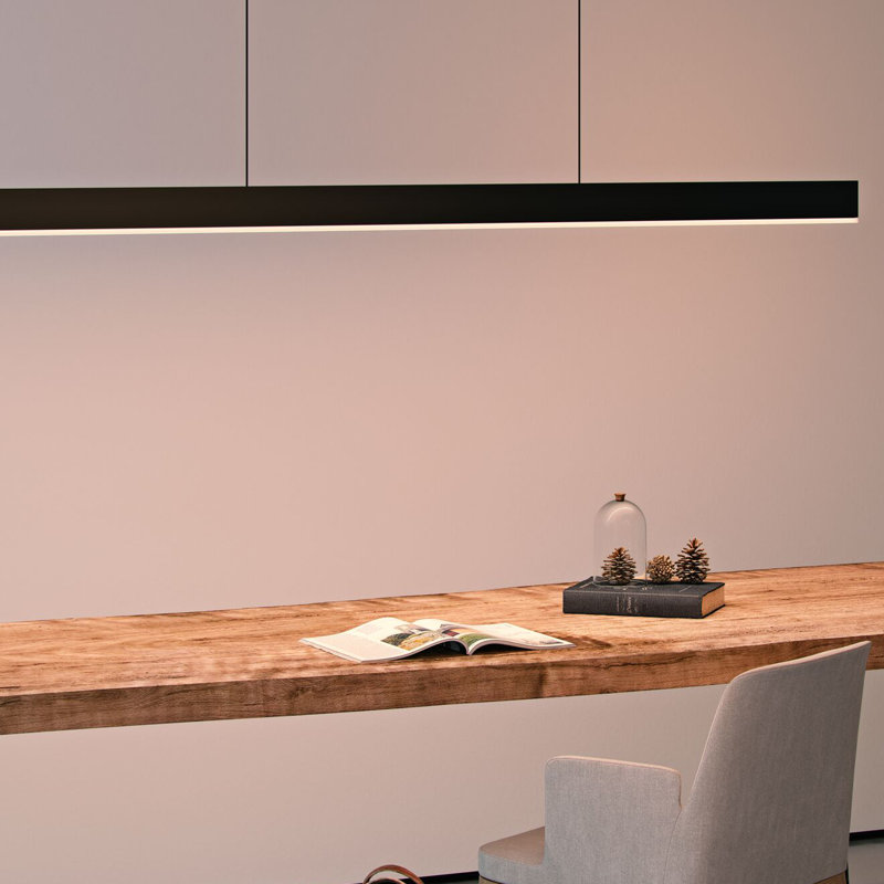 Luminaire suspendu linéaire à 1 lumière Lavery, Noir, H 3,12 po x l 72 po x P 0,5 po