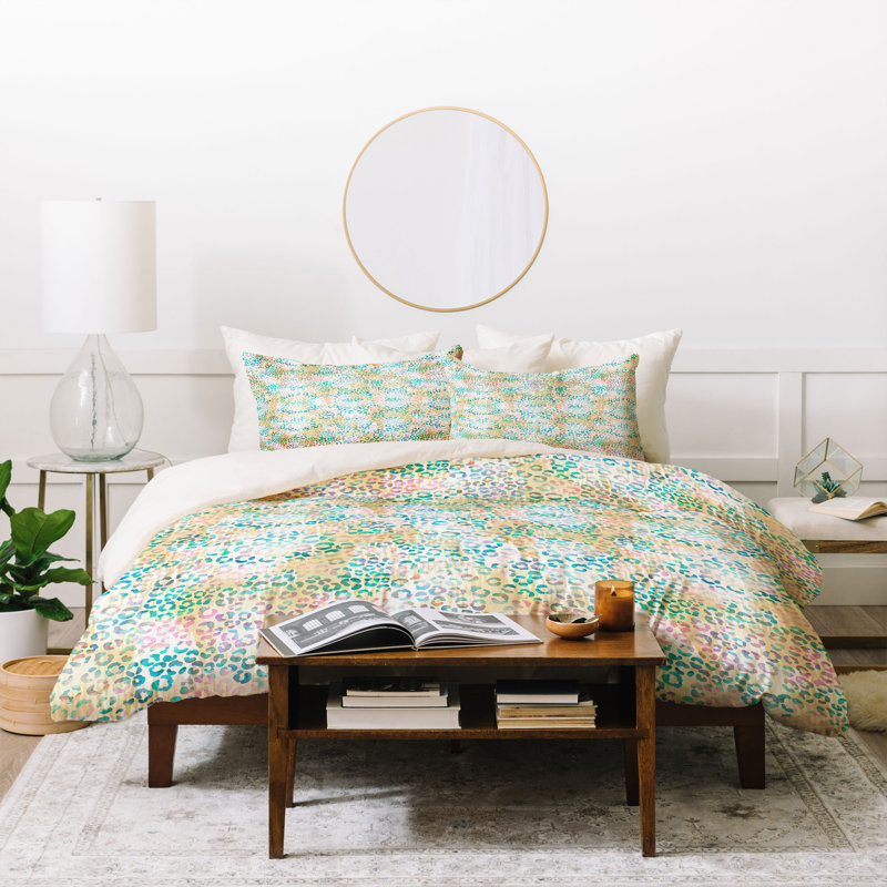 Glam Polyester Animal Print Duvet Cover, King Duvet Cover + 2 King Shams