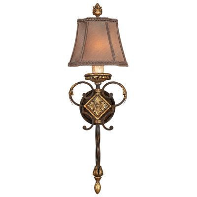 Castile 1 - Light Wallchiere