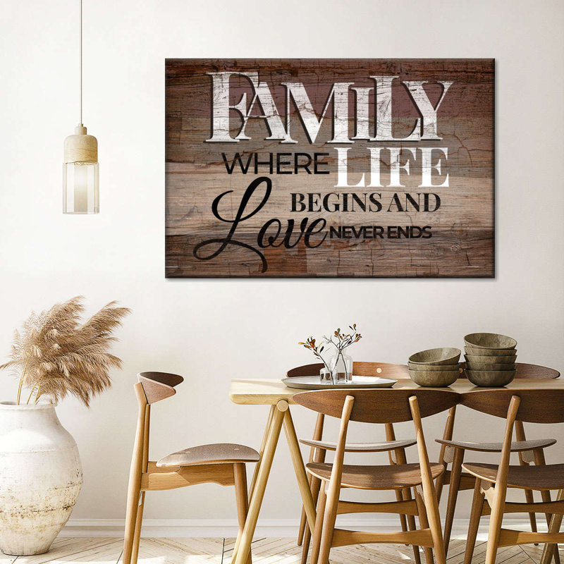 «Family Life», citation typographique, impression sur toile, H 20 po x l 30 po x P 1,25 po