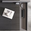 Bureau rectangulaire brun en bois massif avec 3 tiroirs-108183835-108183836
