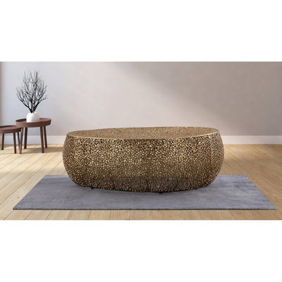 T3601-50, table basse ovale dorée Identique à B009140732 (inventaire CA)