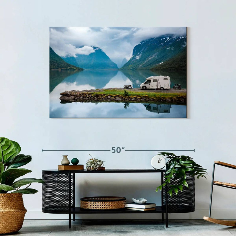 Caravane au bord du lac, H 30 po x l 45 po