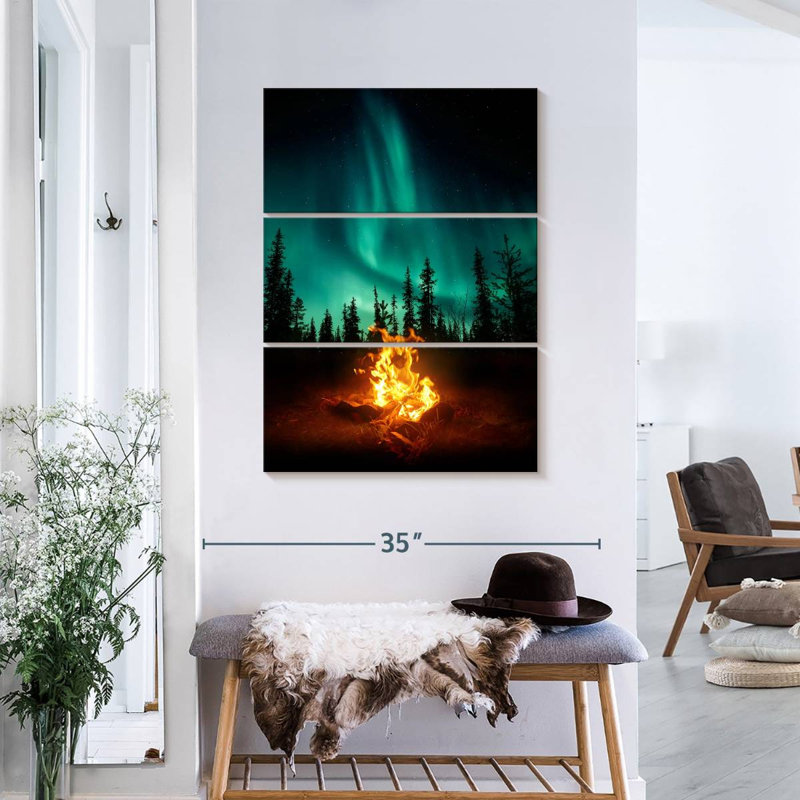 «Campfire Under Northern Lights», toile tendue 4 pièces, H 38 po x l 24 po