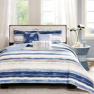 6 Piece Printed Quilt - Blue For King/ King Watercolor Pillow Ensemble With Pattern Pillows