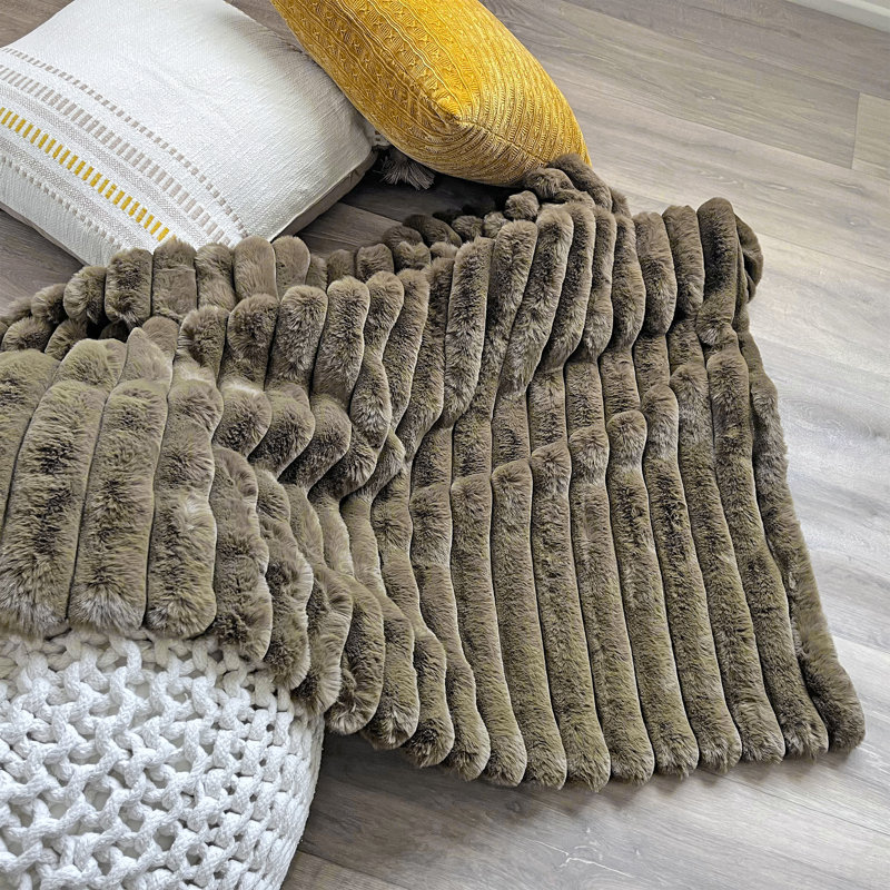 Mulliken Polyester Throw, Olive