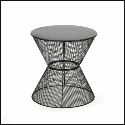 Table d'appoint Nevada avec un design en maille audacieuse et une structure en fer robuste pour une utilisation extérieure durable, parfaite pour les espaces modernes et éclectiques.