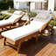 Chaises longues d'extérieur 77,5 po, structure en bois d'acacia, dossier et repose-pieds rembourrés et réglables, appui-tête et plateau latéral rétractable, parfait pour la terrasse, la piscine, le jardin, la plage -747828736-747828740
