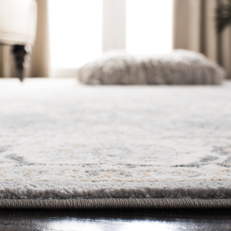 Dourdain Oriental Area Rug, Rectangle 122 x 183 cm