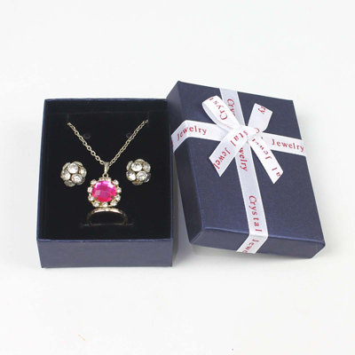 Boîte à bijoux rétro exquise