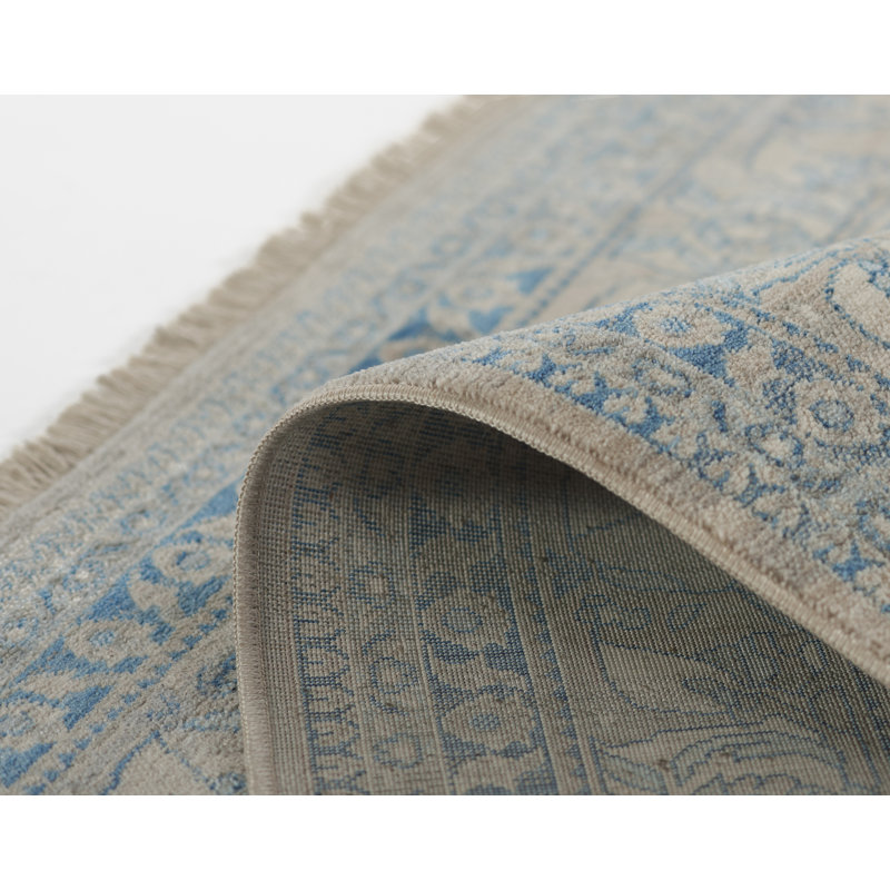 Velay Oriental Indoor Rug, Rectangle 2' x 3'