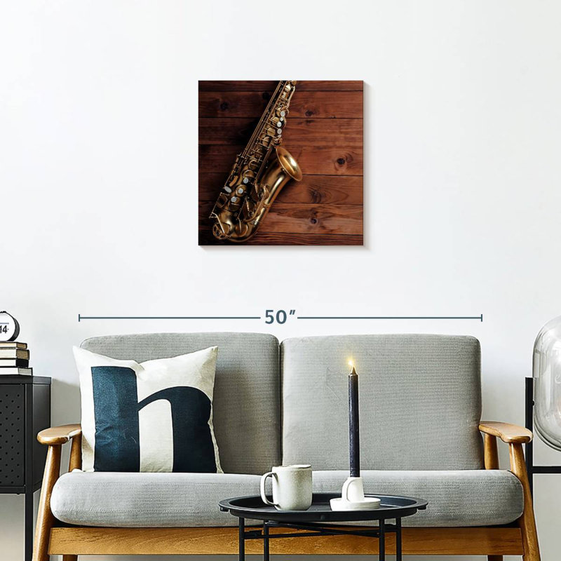 Abarca saxophone sur bois, H 20 po x l 20 po