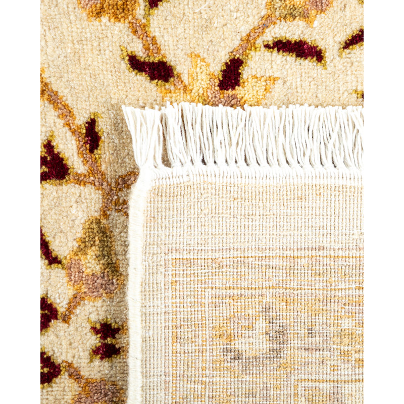 Tyechia One-of-a-Kind 6' 3" X 8' 9" 2000s Wool Area Rug in Ivory