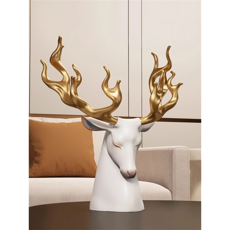 Ornement artistique, H 12,99 po x l 4,17 po x P 5,2 po