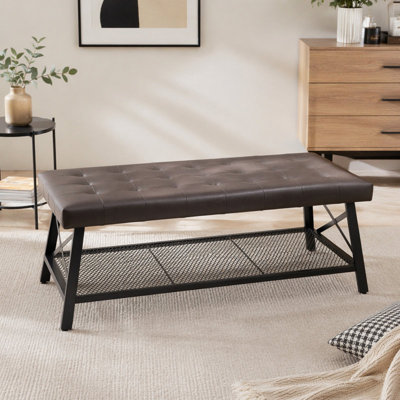 Table basse capitonnée en similicuir