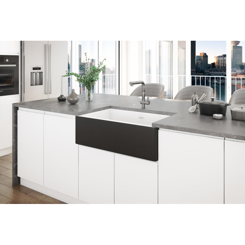 30" L x 18" W Farmhouse Kitchen Sink, Black/White