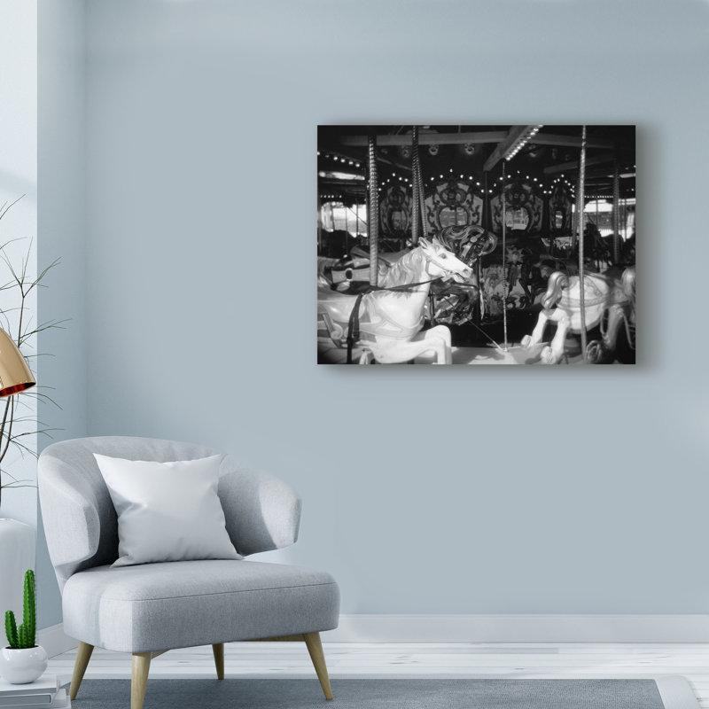 « carrousel i », reproduction de photo sur toile tendue, H 14 po x l 19 po x P 2 po