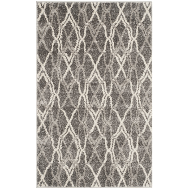 Ammundsen Geometric Gray Area Rug, Rectangle 6' x 9'