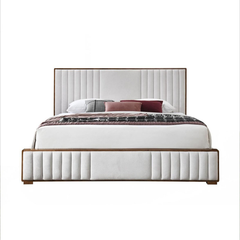 Lit tapissier Allyne, Grand