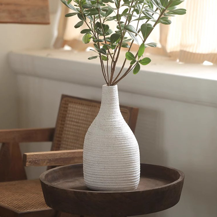 Vase de table en béton / ciment Daryal, H 13,7 po x l 8,6 po x P 8,6 po