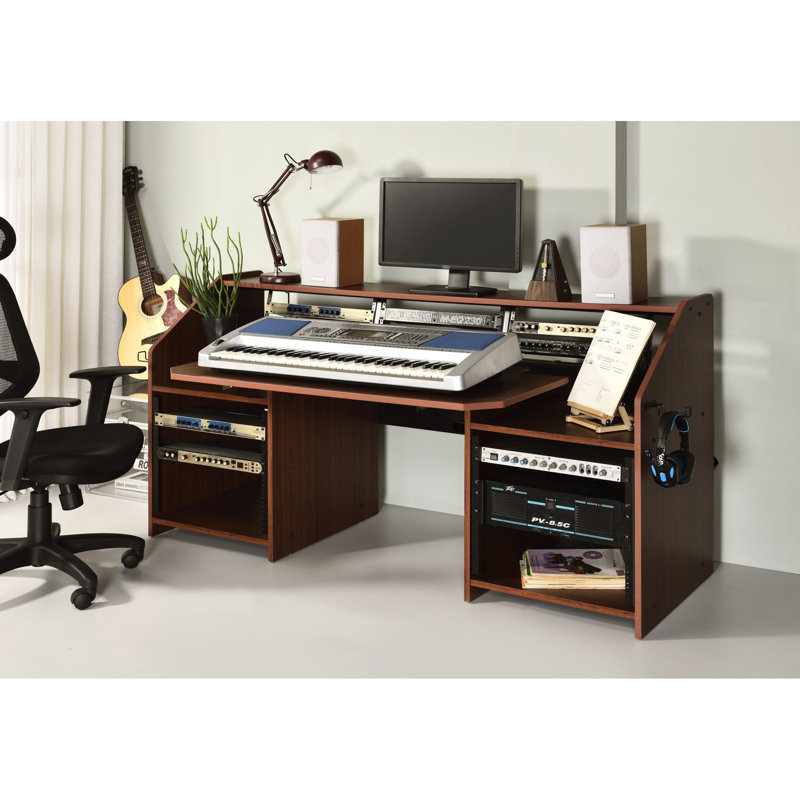 Espace de travail pour la composition musicale en merisier - Plateau de 18 mm d'épaisseur, passe-câbles, 2 compartiments à vis, étagère supplémentaire, support pour casque. Bureau rectangulaire robuste et élégant. Finition noire ou chaude.