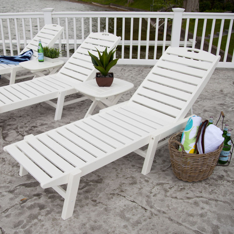 Lakeside POLYWOOD Nautical Chaise with Wheels, White