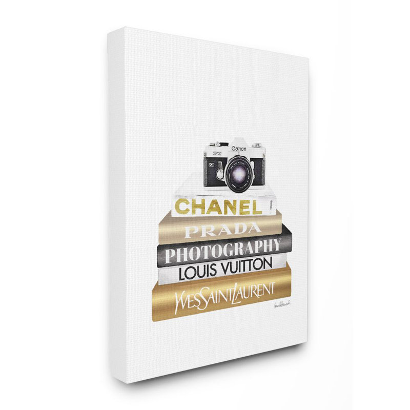 «Caméra Gold Black Bookstack Glam Fashion» par Amanda Greenwood - impression d'art graphique, H 40 po x l 30 po, Toile tendue
