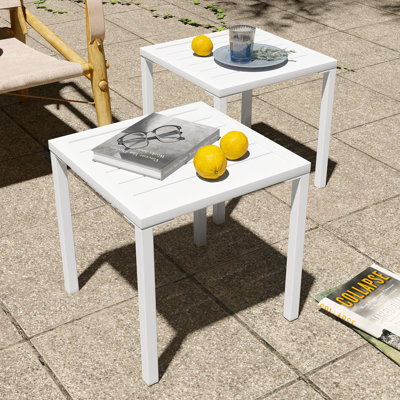 Table d'appoint carrée en aluminium