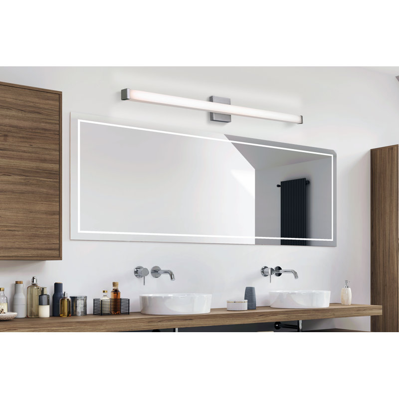 Éclairage pour meuble-lavabo à DEL Ronning, H 2 po x l 48 po x P 2 po, Nickel brossé