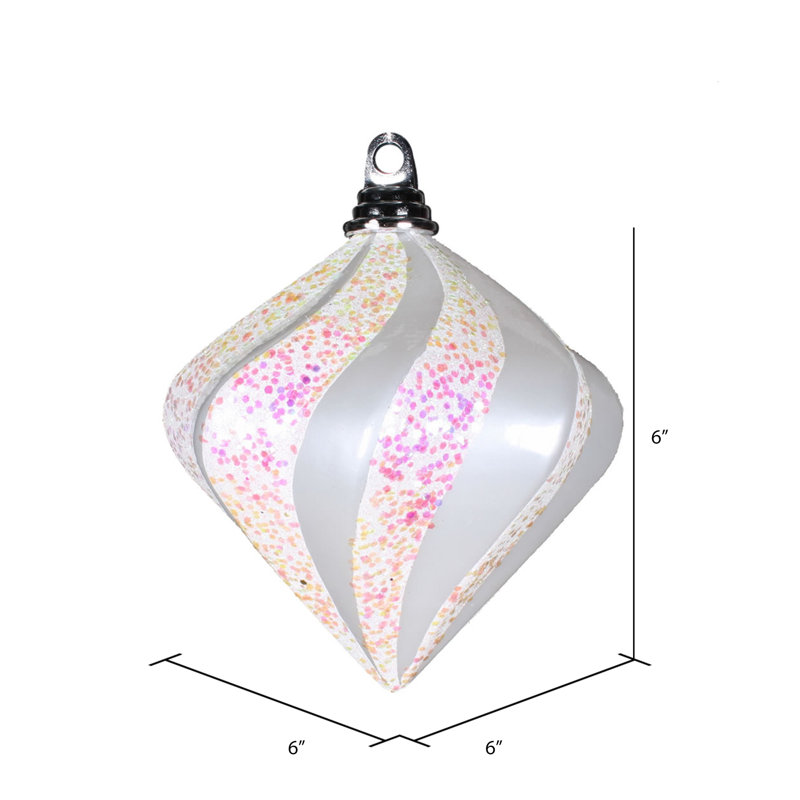 Ornement en forme de diamant, Blanc