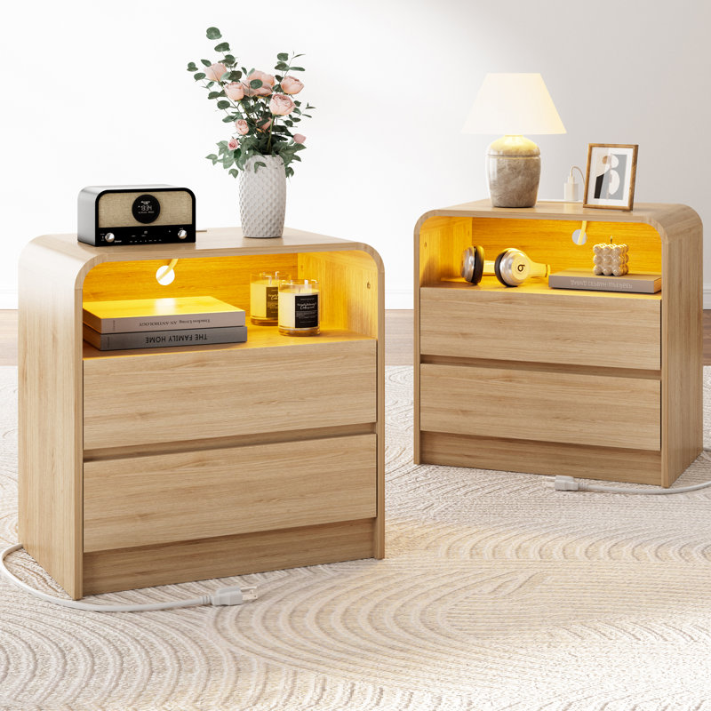 Ensemble de 2 tables de chevet modernes 24 po avec éclairage à DEL et station de charge Avenley, table de bout à 2 tiroirs sans poignée avec tablette ouverte, profil incurvé, table d'appoint pour chambre à coucher, salon