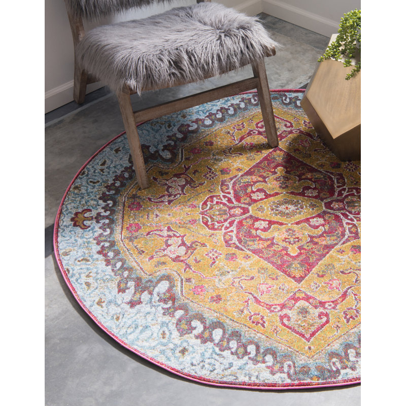 Folmar Oriental Indoor Rug, Rectangle 4'3" x 6'1"